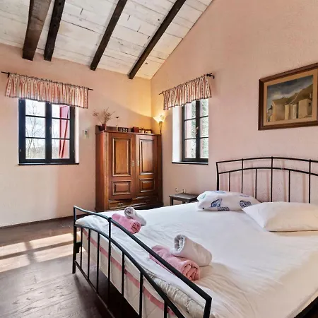 Luxurious In With Swimming Pool Villa