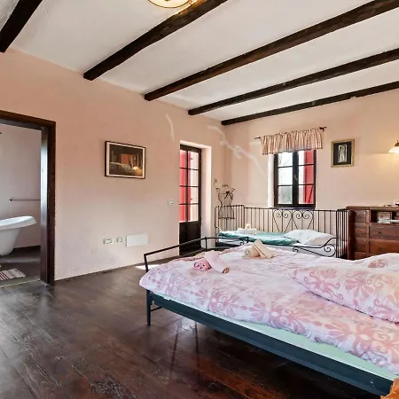 Villa Luxurious In With Swimming Pool *